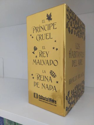 ESTUCHE ESPECIAL LOS HABITANTES DEL AIRE (EDICI...