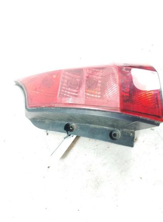 Renault 20619381 piloto trasero derecho scenic 1.9