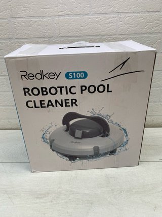 Robot limpiafondos piscina Redkey