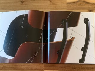 La Silla Eames Lounge: Un Icono del Diseño Moderno
