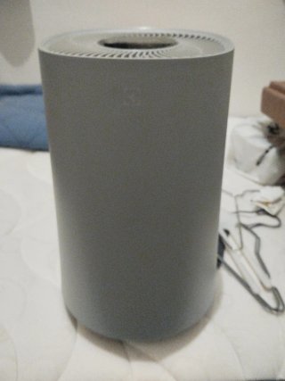 Humidificador Gris y Blanco