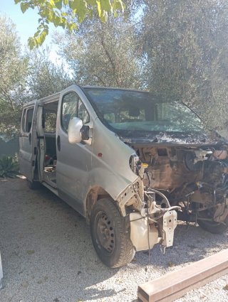 Opel Vivaro Furgón igual Trafic Primastar