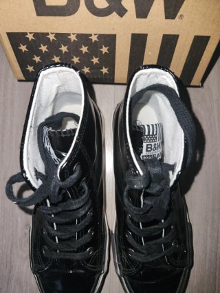 Zapatillas Niña Charol Talla 34 marca B&W