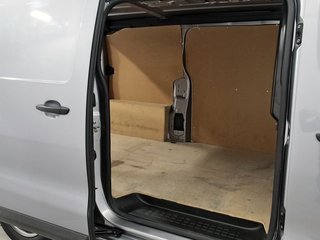 Peugeot Expert FG 1.5 BLUEHDI 120 STANDARD 4P
