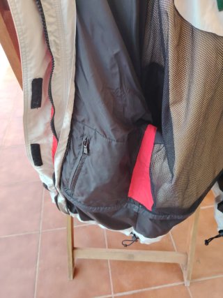 Chaqueta Peak Performance Invierno Roja