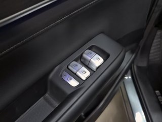 Ebro S800 1.5 TGDI PHEV Premium E-CVT