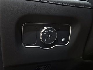 Ebro S800 1.5 TGDI PHEV Premium E-CVT