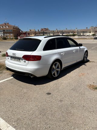 Audi A4 quattro