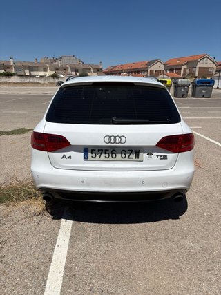 Audi A4 quattro