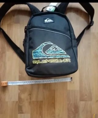 Mochila Quiksilver Negra y Azul