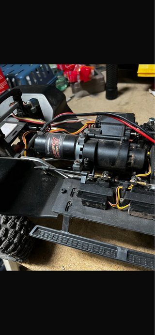 Crawler Absima 1/8 Bronco
