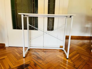 Escritorio blanco plegable