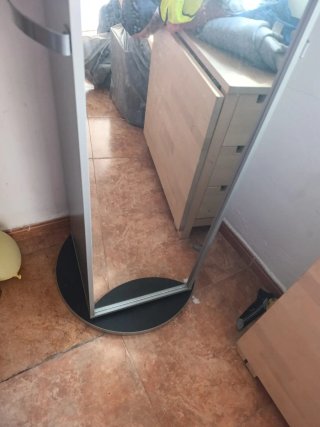 Estantería giratoria gris