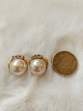 Pendientes perla dorados con circonitas