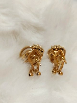 Pendientes perla dorados con circonitas