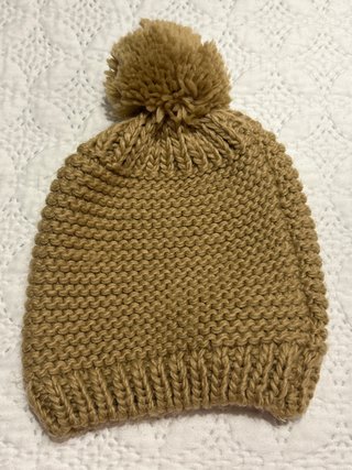 Gorro de lana con pompón