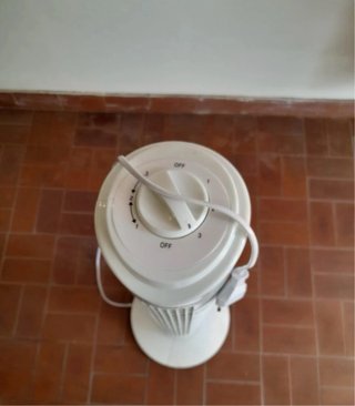 Ventilatore a colonna bianco