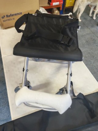 Silla de ruedas plegable QUIRUMED
