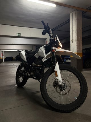 Moto 125cc Enduro 2021 Blanca/Negra