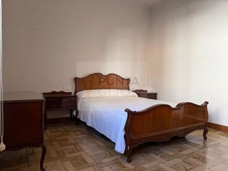 Piso en venta en Centro en Gijón