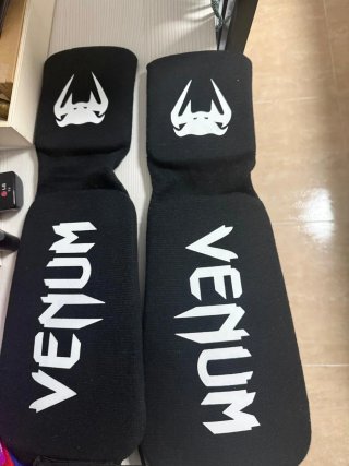 Espinilleras Venum Boxeo Muay Thai