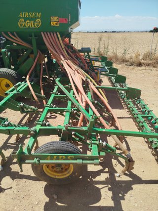 Sembradora GIL AIRSEM 6040