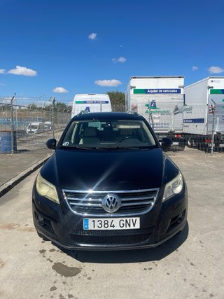 VOLKSWAGEN Tiguan 2.0 TDI 4M Tiptronic Sport