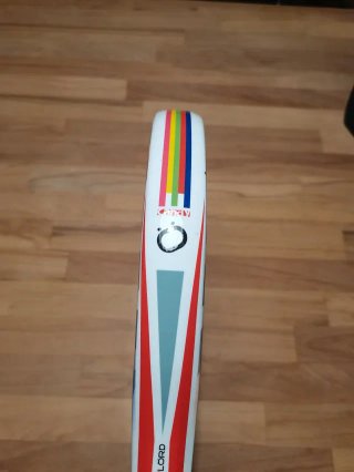 Pala pádel junior Lörd con funda