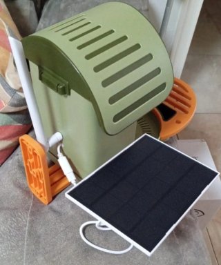 Comedero inteligente para pájaros con cámara