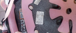 Patines y cascos de protección