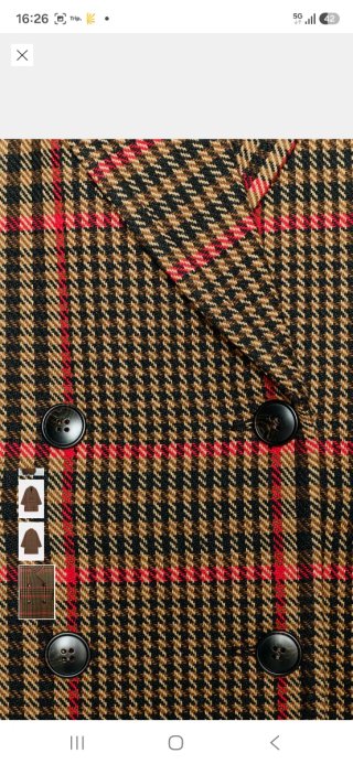 Abrigo oversize cuadros Zara