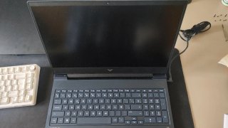Portátil HP Victus 16 RTX 4060 Ryzen 7 7840HS