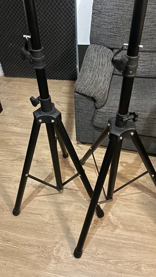 Soportes altavoces tripode regulables