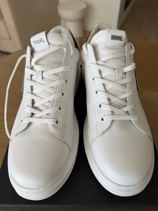 Zapatillas Karl Lagerfeld Kapri Blancas y Negras