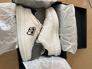 Zapatillas Karl Lagerfeld Kapri Blancas y Negras