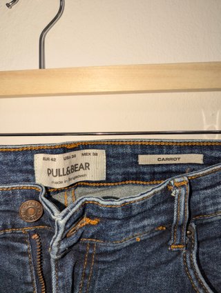 Pantalones vaqueros Carrot Pull&Bear Talla 42