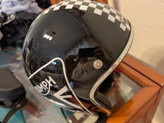 Casco  Vintage Negro pendejo iguana custom