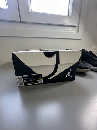 Jordan Luka 2 (GS) Talla 38.5 EU Caja Original