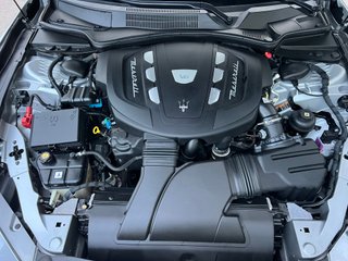 Maserati Ghibli 3.0 V6 DS RWD