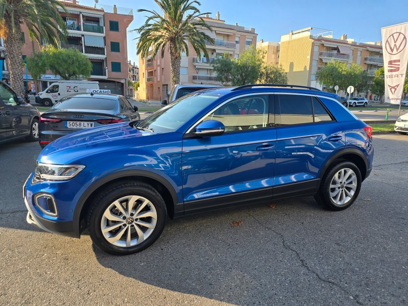 Volkswagen T-Roc 2025, foto 12