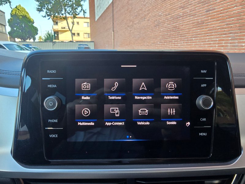Volkswagen T-Roc 2025, foto 39