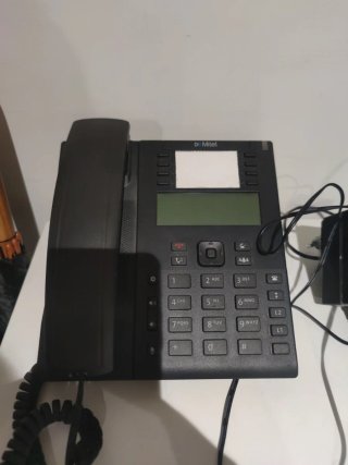 Teléfono de escritorio Mitel