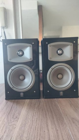 Altavoces Yamaha