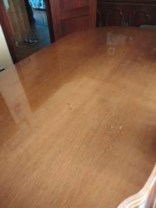 Mesa de salón de madera maciza
