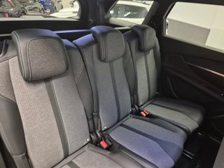 PEUGEOT 5008 ALLURE PACK 1.2 HYBRID 136CV e-DCS6