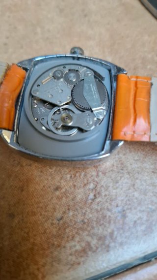 Reloj de Cuerda Digital ACTION SWISS Hora Saltante