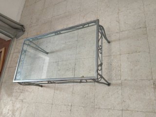 Mesa de centro cristal y metal plateado