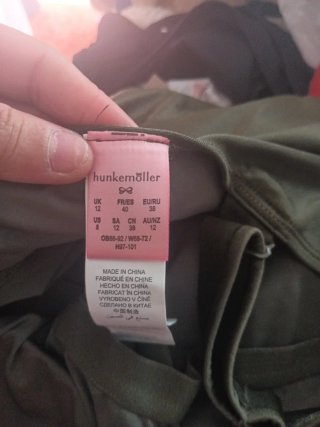Bañador fucsia talla 40 y verde
