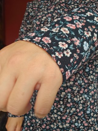 Vestido floral cuello alto