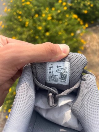 Nike V5 Rnr